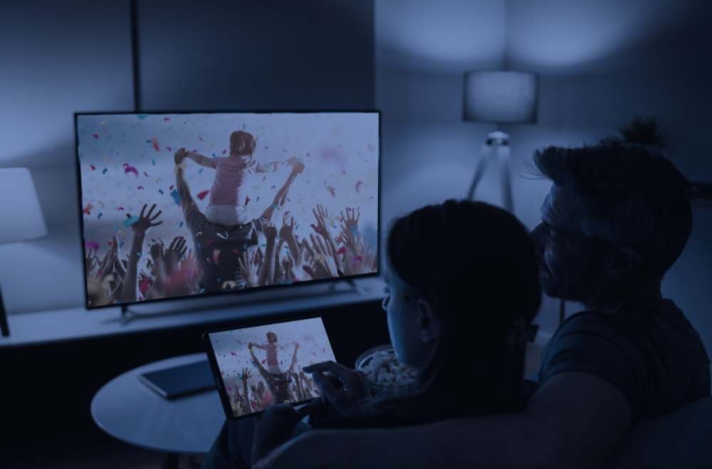A Canadian family watching live television with CanadaZon IPTV